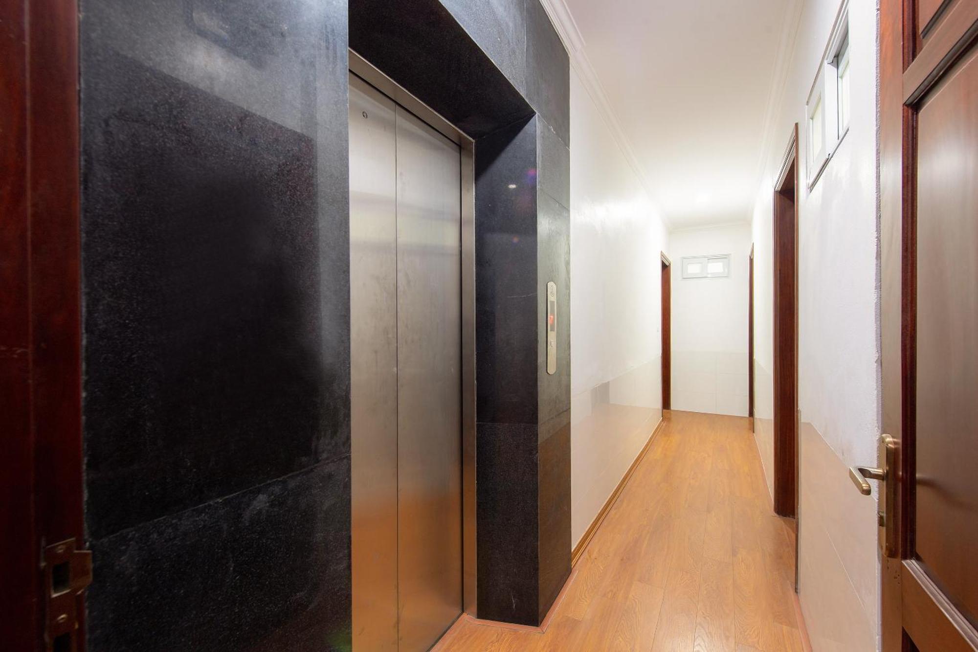 Super Oyo Capital O 387 Bach Duong Hotel Hanoi Exteriör bild